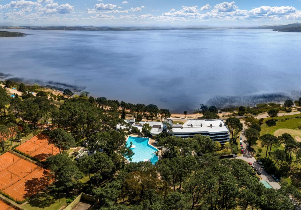 Hotel Del Lago Golf & Art Resort Пунта-Бальєна Екстер'єр фото